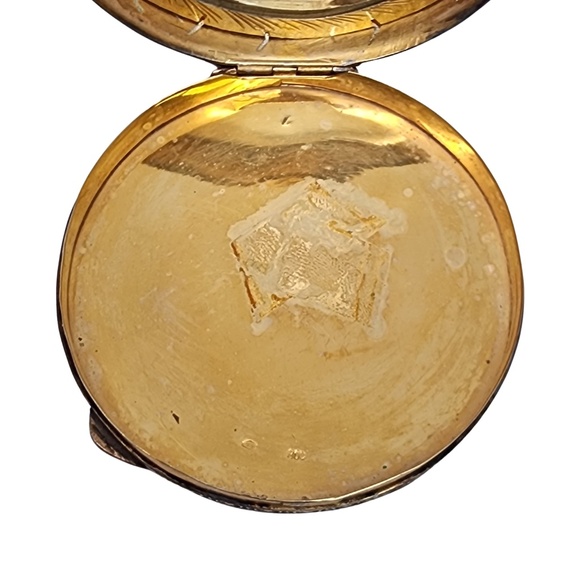 800 Silver Gold Vermeil Italian Carved Shell Mirror Comapct #18463 - Picture 7 of 10